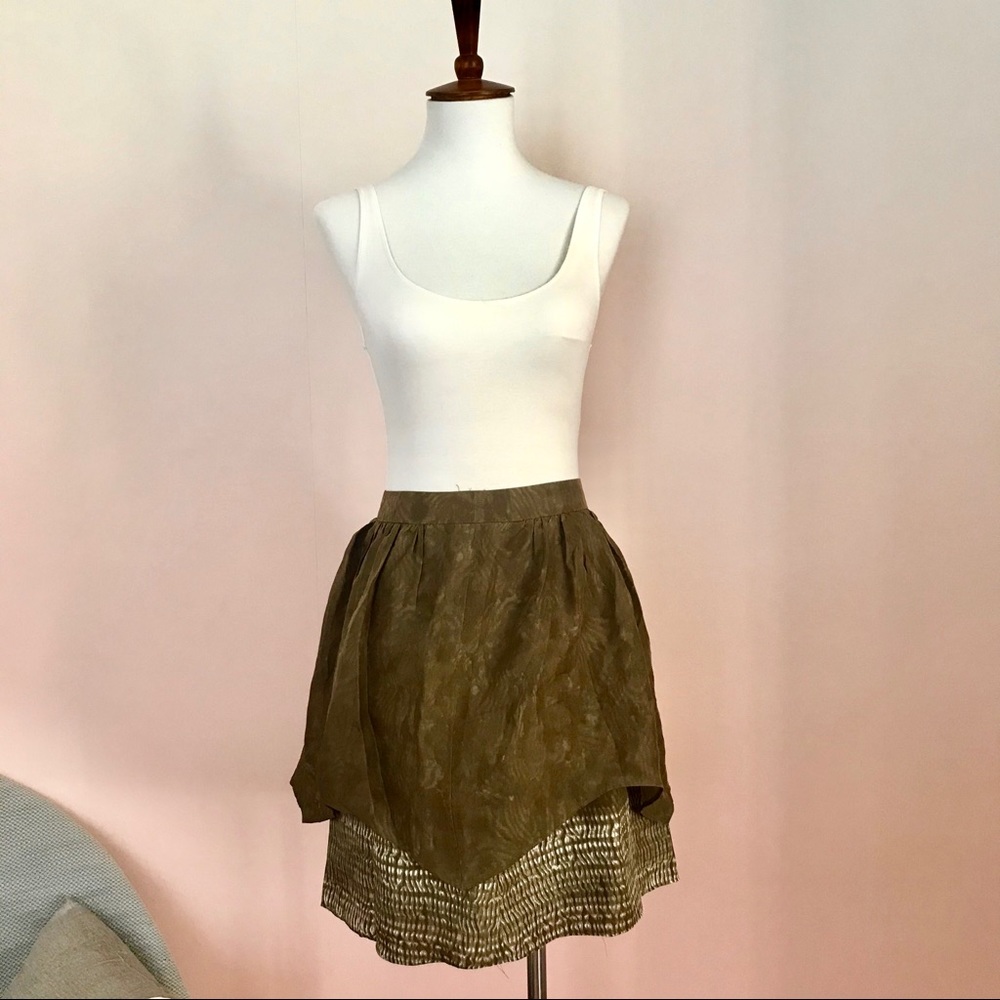 Banana Republic Skirt + Aritzia Bodysuit 🧜🏽‍♀️